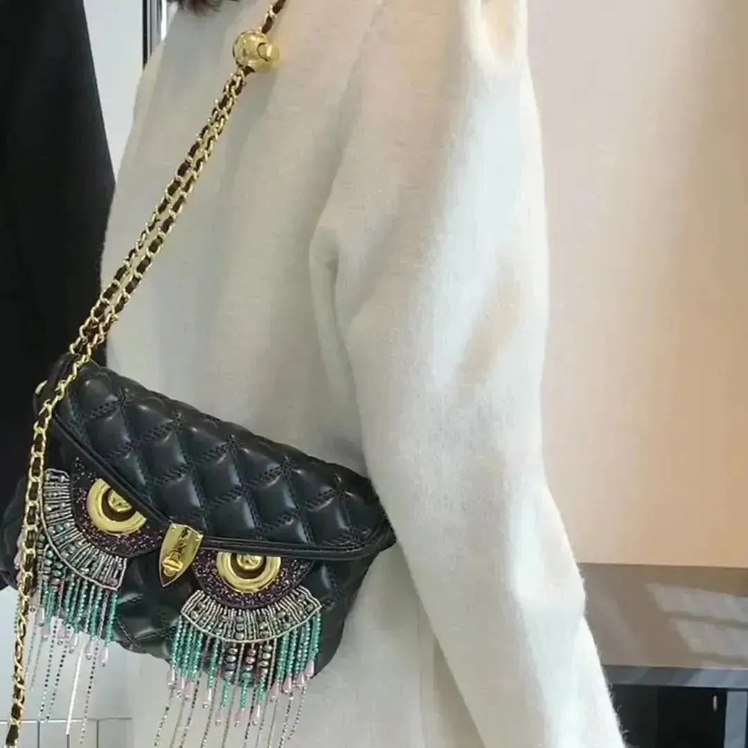 Chic Owl-Shaped Quilted Crossbody Bag