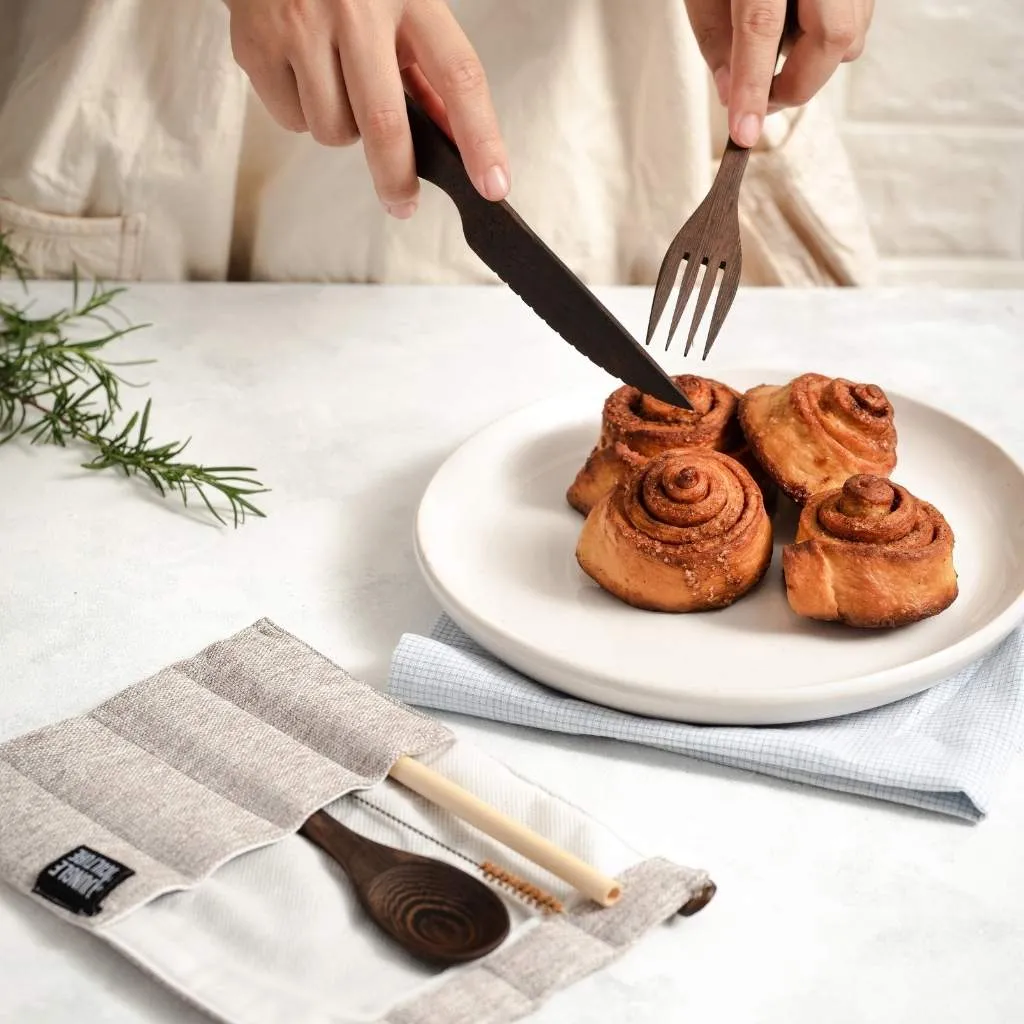 Dark Wood Cutlery Set (Light grey bag)