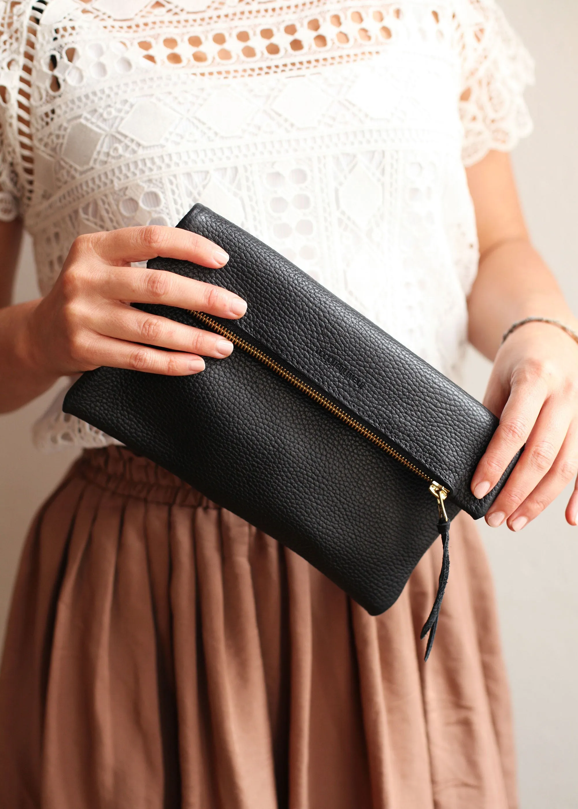 HELENA CLUTCH – Black Patterned